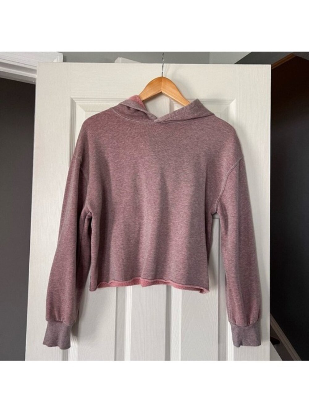 Art Class Girls Cropped Hoodie Size XL 14/16 Mauve Pink Raw Hem Target